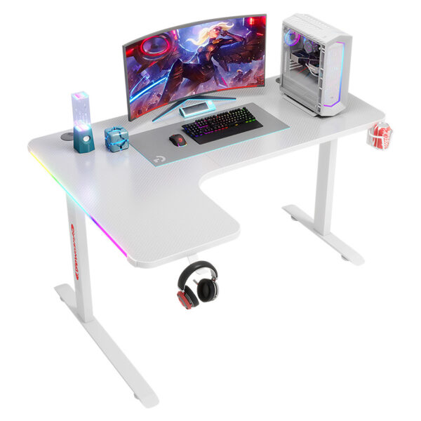 07 Gaming Table